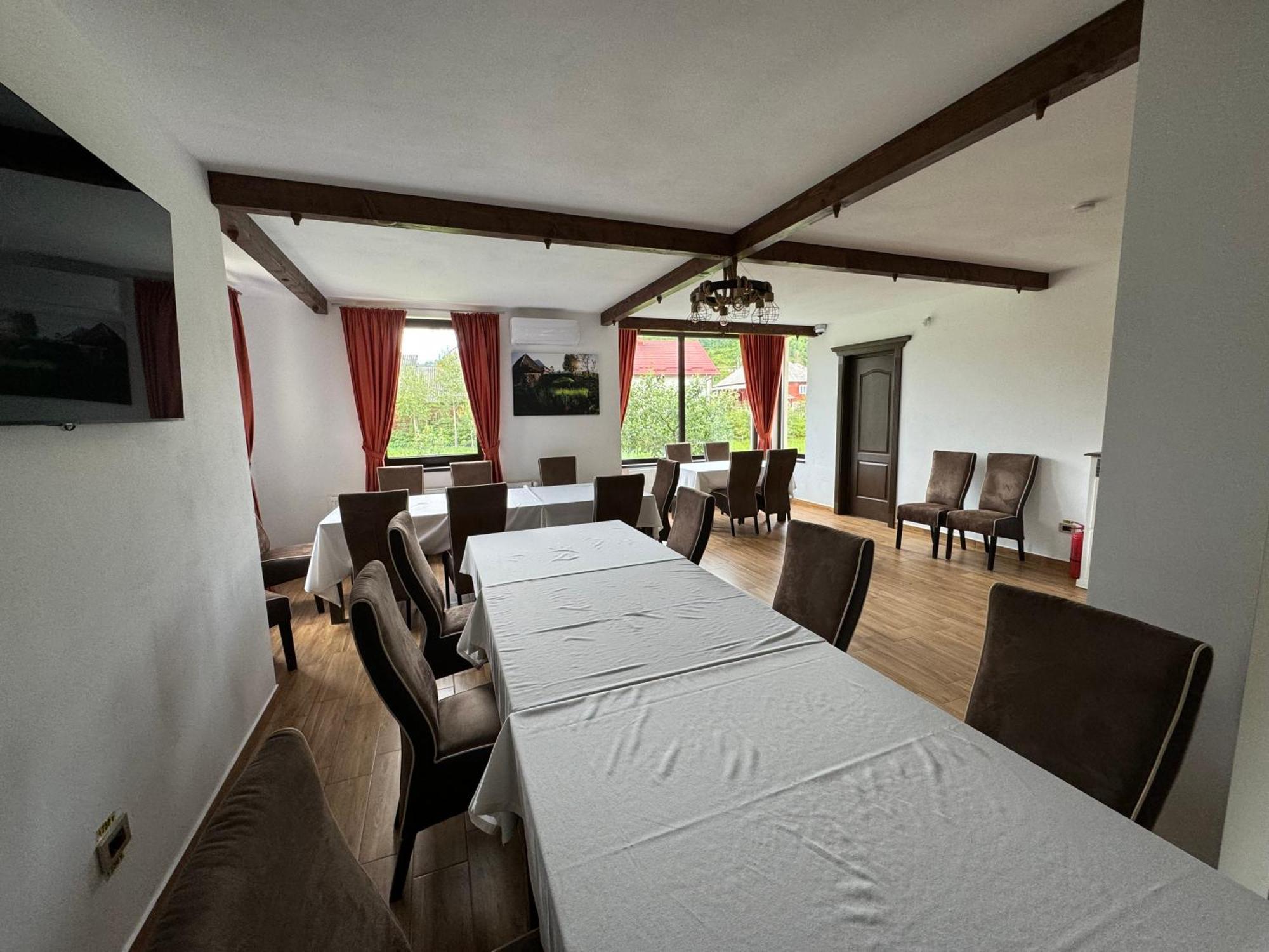 Ieud Dor De Maramu' B&B 외부 사진